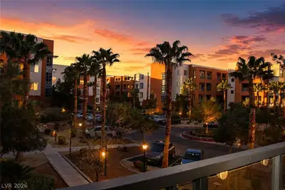43 East Agate Avenue 302 Balcony