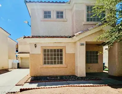 5953 Crumbling Ridge Street, Henderson, NV 89011 Front of Structure