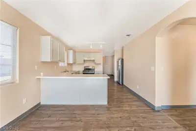 2306 Glastonbury Thorn Street, North Las Vegas, NV 89032 Kitchen