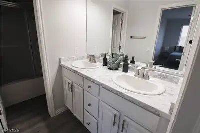 134 Shade Tree Lane B Primary Bathroom