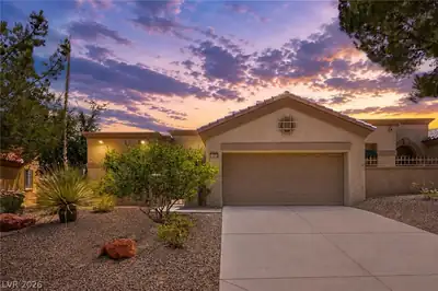 11013 Mission Lakes Avenue Las Vegas, NV 89134