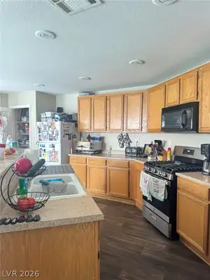667 Shadwell Street, Las Vegas, NV 89178 Kitchen