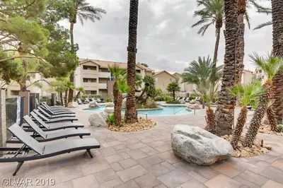 4200 South Valley View Boulevard 1052 