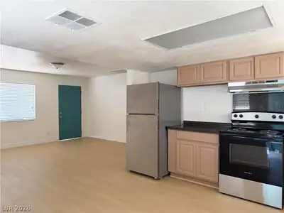 1815 Evelyn Avenue, Henderson, NV 89011 Kitchen