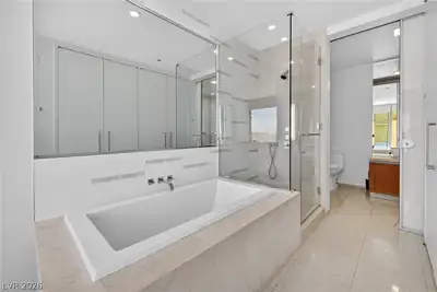 3722 Las Vegas Boulevard 1012 Primary Bathroom