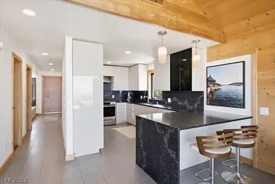154 Oak Trail Circle, Cold Creek, NV 89124 Kitchen