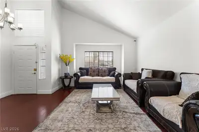 4770 Trevins Avenue Living Room
