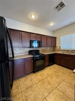 4524 English Lavender Avenue, North Las Vegas, NV 89031 Kitchen