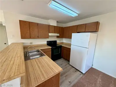 2704 Aarondavid Drive A Kitchen