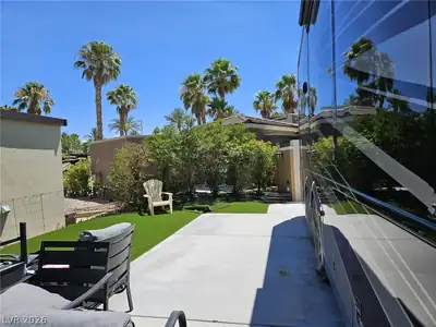 8175 Arville Street 58 Yard