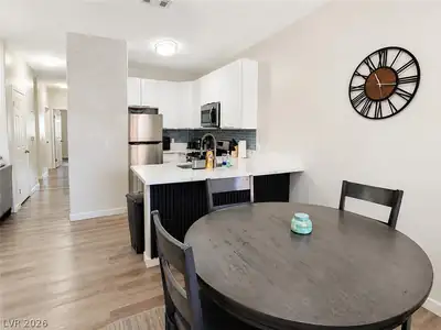 4730 East Craig Road 1043 Dining Area