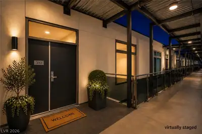 8925 West Flamingo Road 312 Entrance Foyer