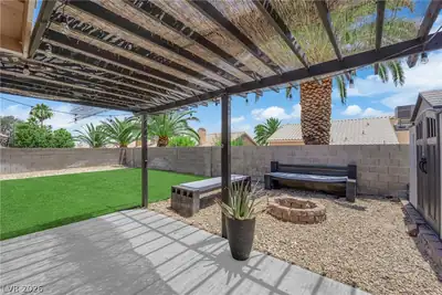 7729 White Grass Avenue, Las Vegas, NV 89131 Patio