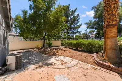 2989 Bel Air Drive, Las Vegas, NV 89109 Patio