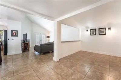 2989 Bel Air Drive, Las Vegas, NV 89109 Living Room