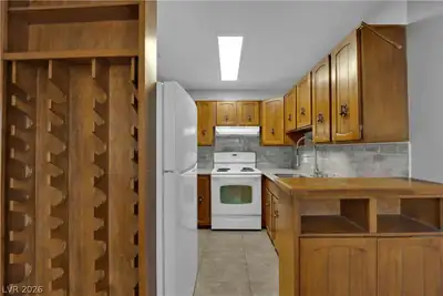 304 Orland Street 53 Kitchen