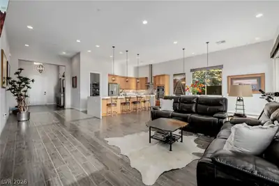 21 Costa Tropical Drive, Henderson, NV 89011 Living Room