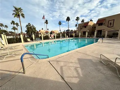 4140 Gannet Circle 251 Pool