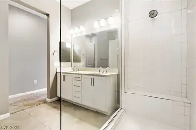 10231 Tidal Force Street, Las Vegas, NV 89143 Primary Bathroom