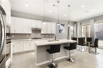 10231 Tidal Force Street, Las Vegas, NV 89143 Kitchen