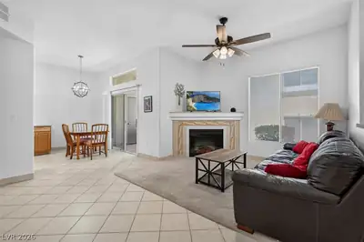 3540 Cactus Shadow Street 102 Living Room