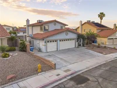 8640 Blissville Avenue, Las Vegas
