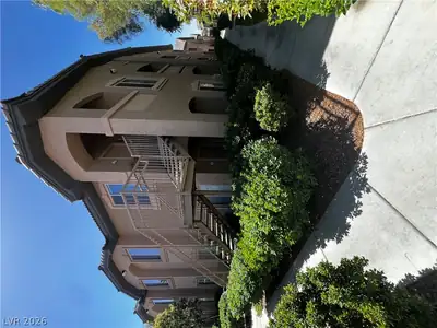 8985 DURANGO Drive 2138, Las Vegas