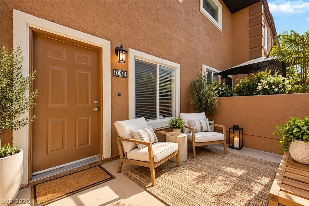 10514 Gold Shadow Avenue, Las Vegas, NV 89129