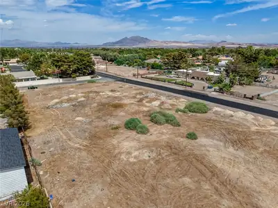 Annie Oakley Lot