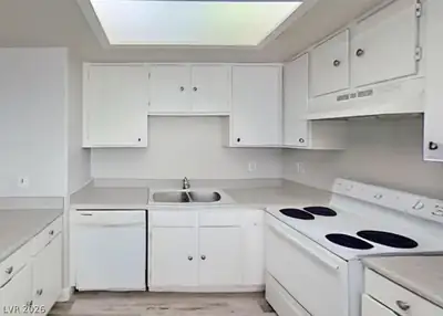 2201 James Bilbray Drive, Las Vegas, NV 89108 