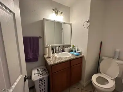 4300 North Lamont Street 282 Primary Bathroom