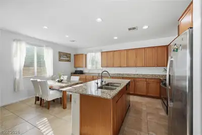 7057 Millers Run Street, North Las Vegas, NV 89084 Kitchen