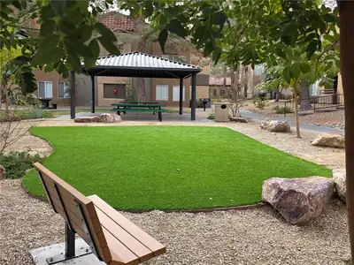 2200 South Fort Apache Road 2023 Yard