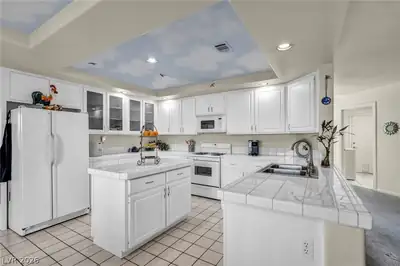 9511 Coral Bell Court, Las Vegas, NV 89123 Kitchen