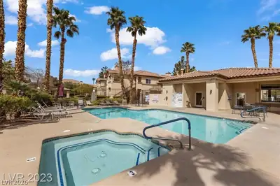 8501 West University Avenue 2077 Pool