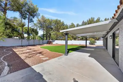 3204 Crescent Run Court, Las Vegas, NV 89117 Patio
