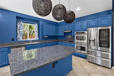 8606 Kennedy Heights Court, Las Vegas, NV 89131 Kitchen