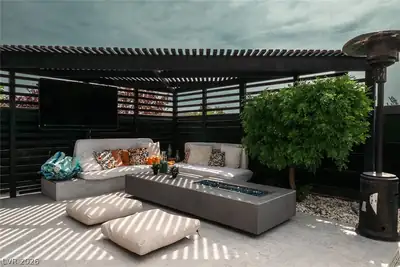 10605 Harvest Green Way, Las Vegas, NV 89135 Patio