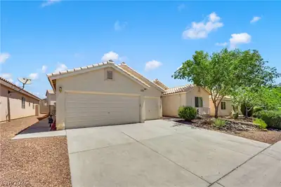8954 Frasure Falls Avenue Las Vegas, NV 89178