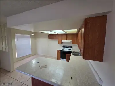 4300 LAMONT Street 232 Kitchen
