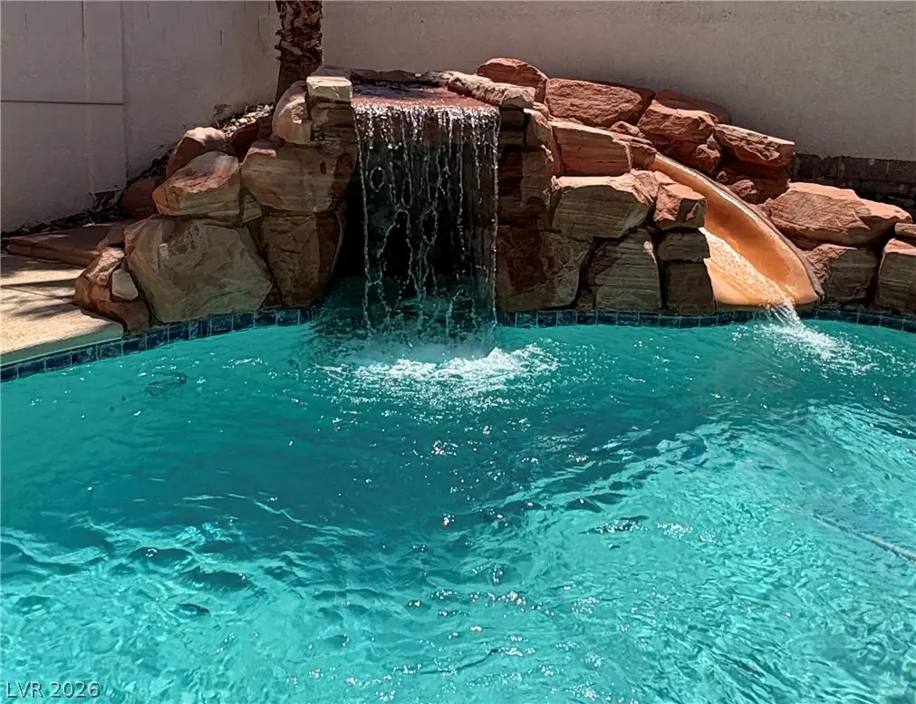 1899 Silver Bough Court, Las Vegas, NV 89183