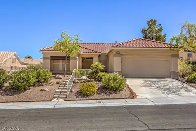 10701 Sky Meadows Avenue, Las Vegas