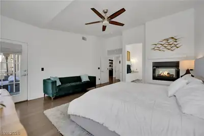 2516 Serenity Hollow Drive Primary Bedroom