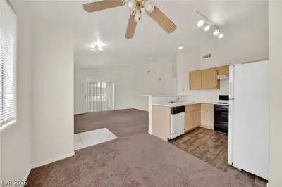 1881 West Alexander Road 2133 Kitchen
