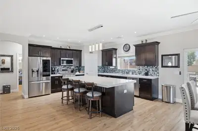 4951 East Parkwood Drive Kitchen