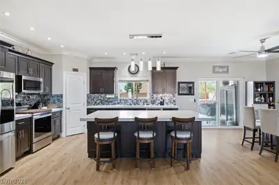 4951 East Parkwood Drive Kitchen