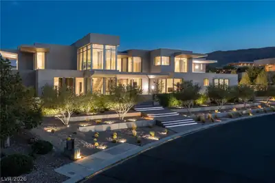 14 Magic Stone Lane Las Vegas, NV 89135