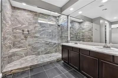 10360 Pescado Lane, Las Vegas, NV 89135 Primary Bathroom