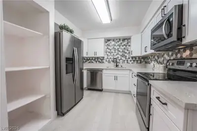 3151 Soaring Gulls Drive 2189 Kitchen