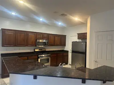 515 Newberry Springs Drive, Las Vegas, NV 89148 Kitchen